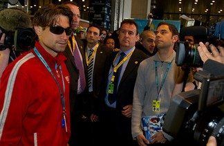 David Ferrer embajador de la marca de gafas Maui Jim david ferrer